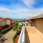Paradise Town Villa Lucky