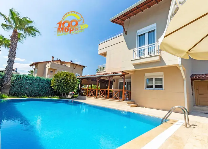 Paradise Town Villa Lucky