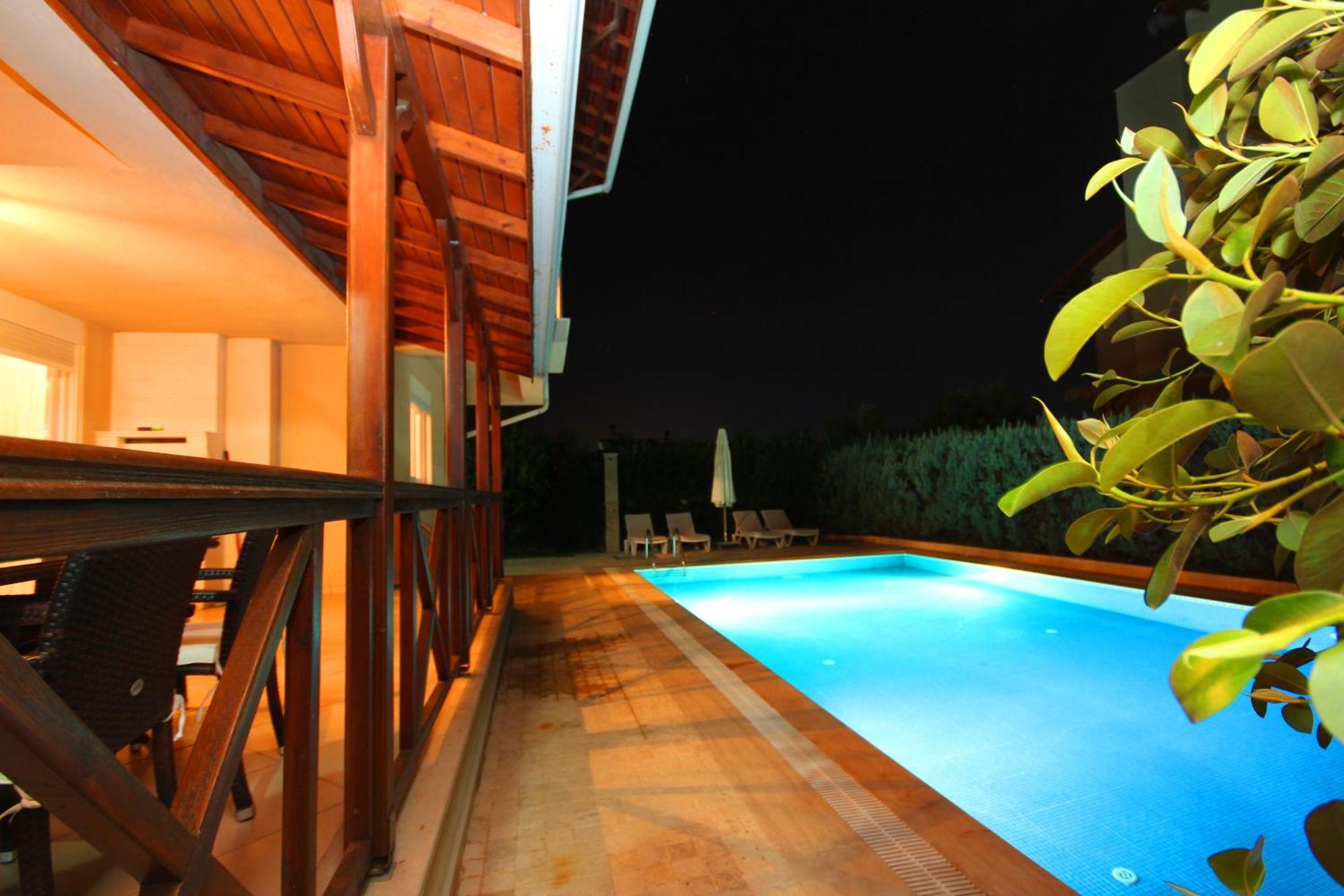 Paradise Town Lucky Villa *